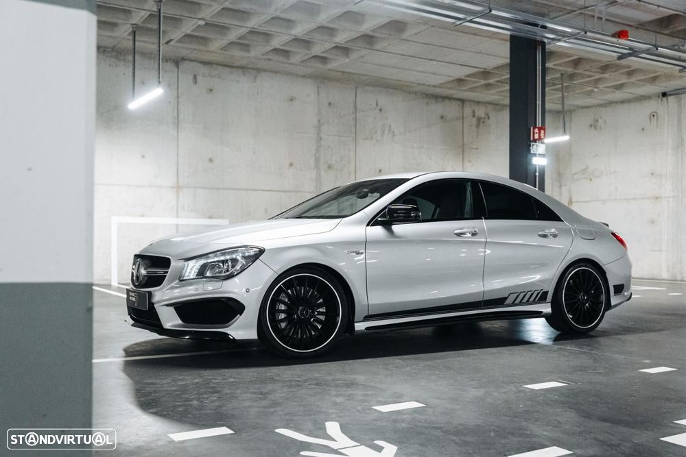 Mercedes-Benz CLA 45 AMG 4-Matic - 3