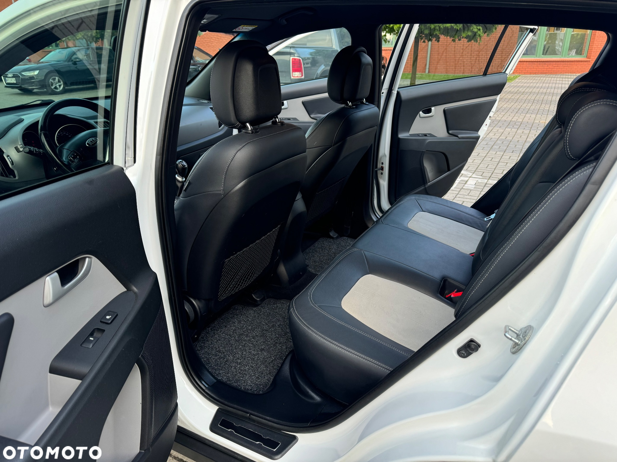 Kia Sportage 1.7 CRDI Business Line 2WD - 19