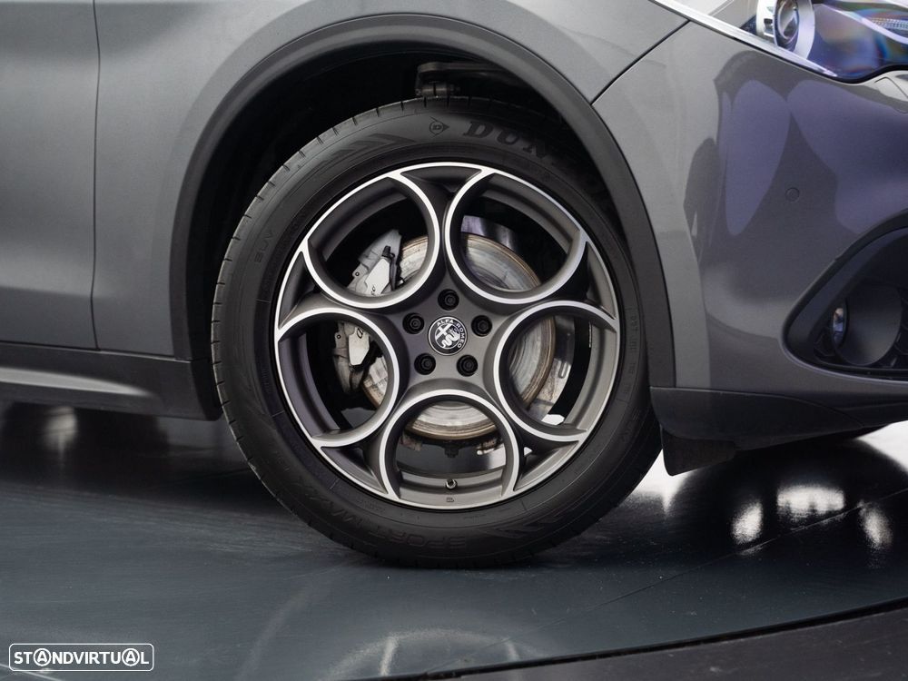 Alfa Romeo Stelvio 2.2 D Sprint Q4 AT8 - 13