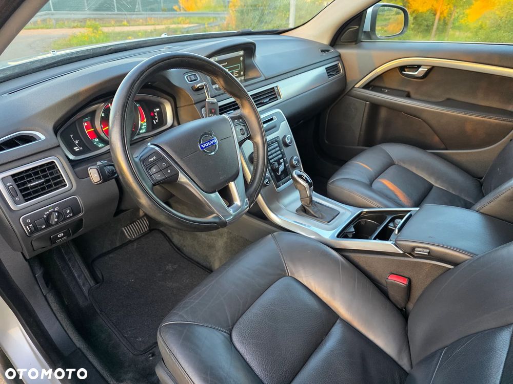 Volvo V70 D5 AWD Dynamic Summum - 5