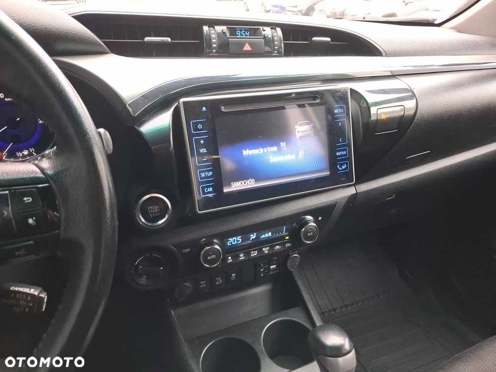 Toyota Hilux 2.4 D-4D Double Cab SR5 4x4 - 18