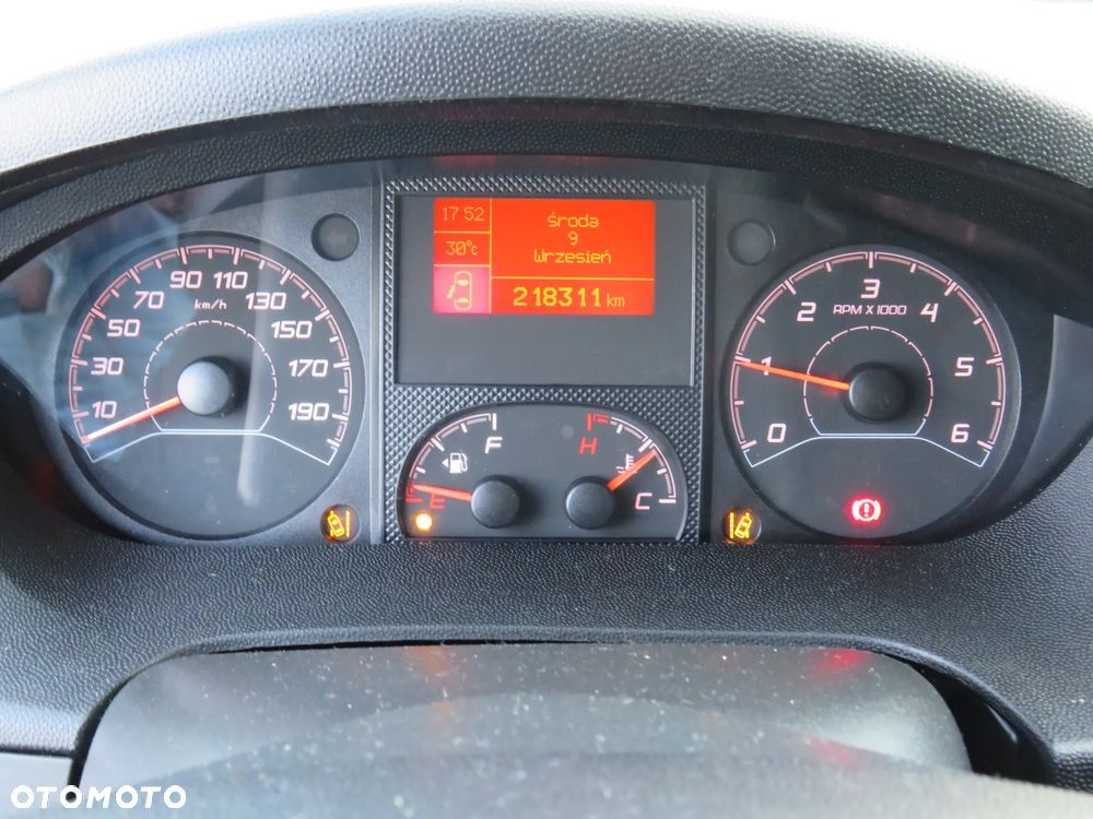 Peugeot Boxer Maxi L4H3 2.2HDi 140Ps - 23