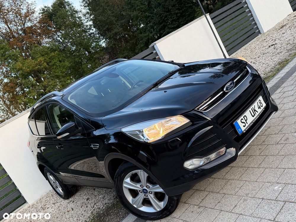 Ford Kuga 1.5 EcoBoost 2x4 Business Edition - 4