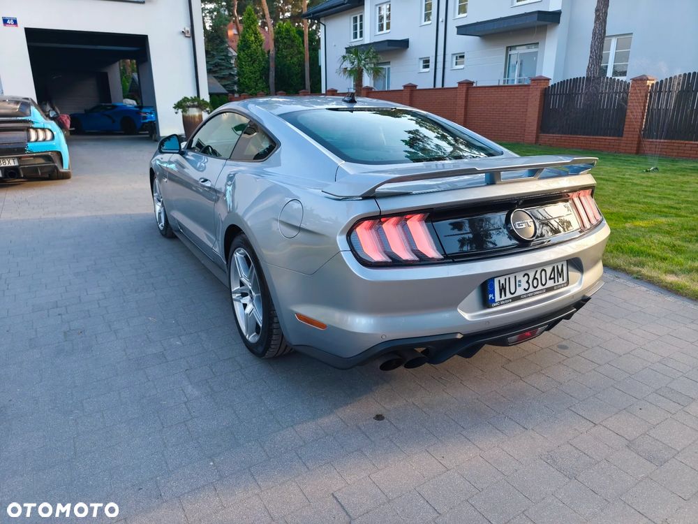 Ford Mustang - 13