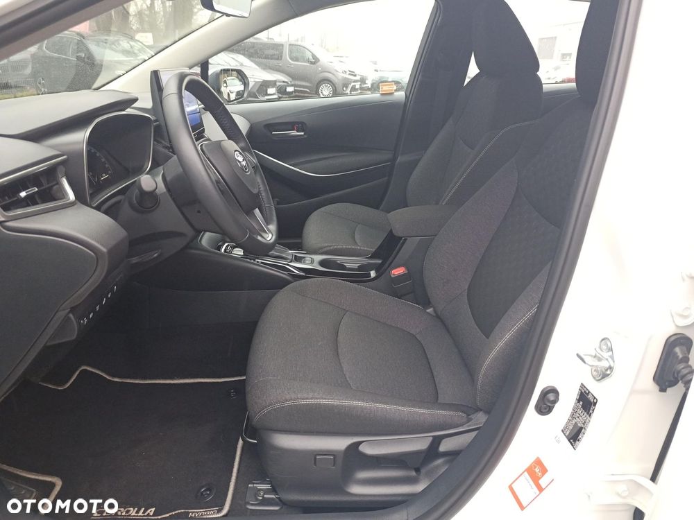 Toyota Corolla 1.8 Hybrid Comfort - 26