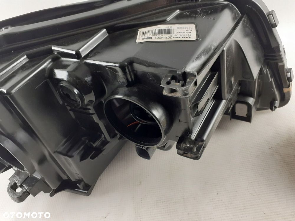 Lampa L+P przód Volvo XC90 02-06r - 6