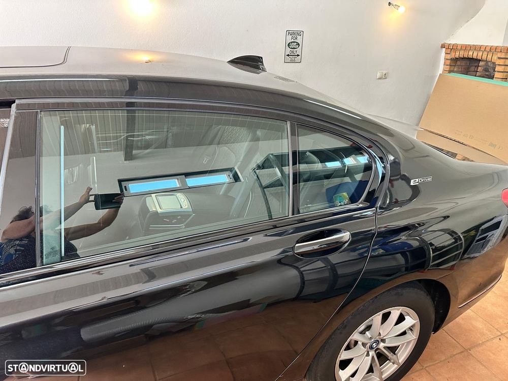 BMW 740 Le iPerformance - 9