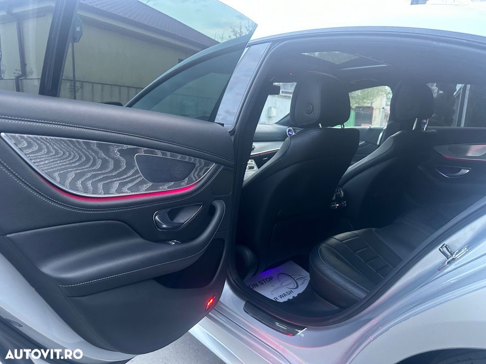 Mercedes-Benz CLS 400 d 4MATIC 9G-TRONIC AMG Line - 13