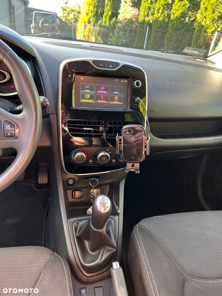 Renault Clio - 9