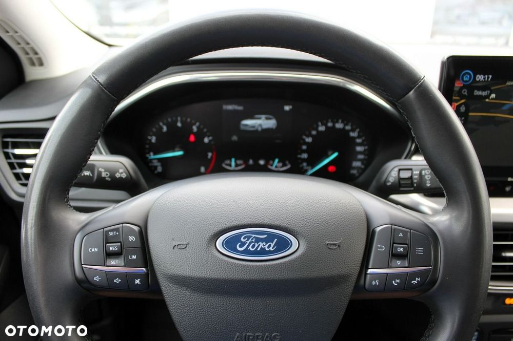 Ford Focus 1.0 EcoBoost Hybrid TITANIUM - 14