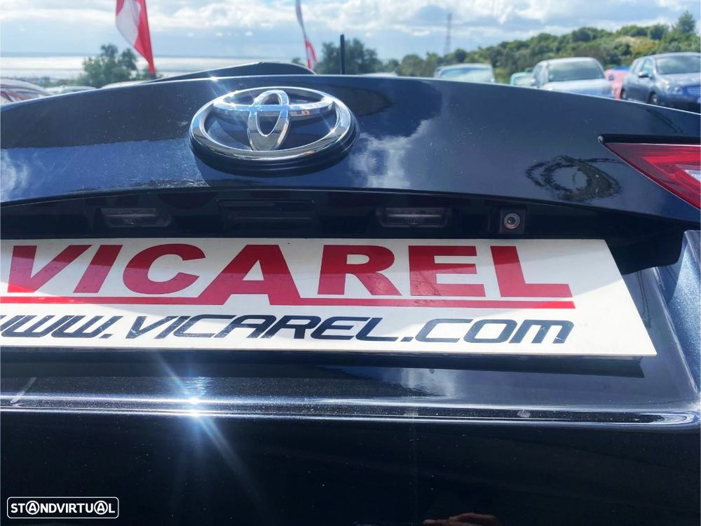 Toyota Auris Touring Sports 1.4 D-4D Com+P.Sport - 18