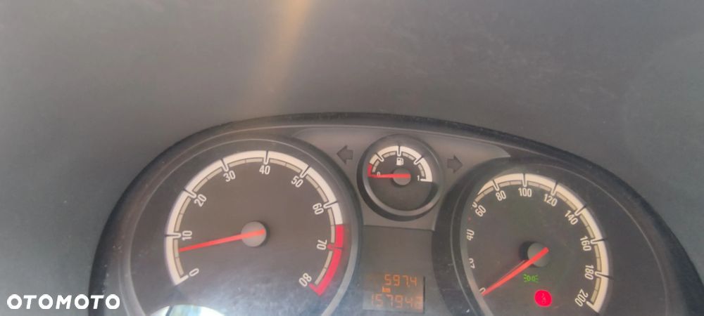 Opel Corsa - 10