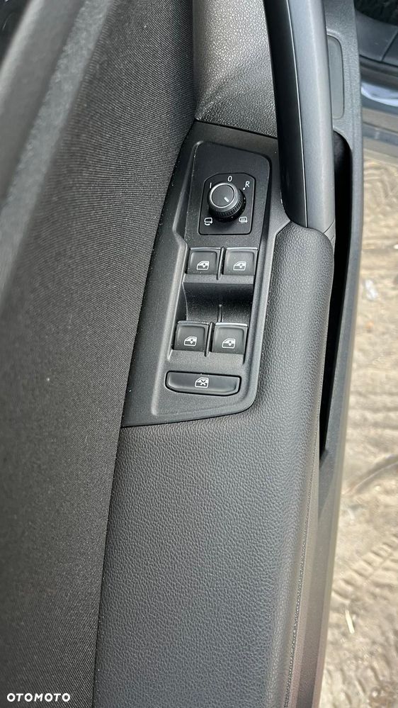 Volkswagen Tiguan - 15