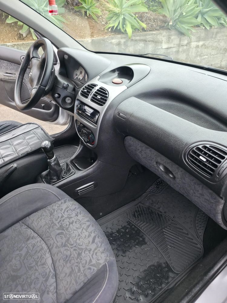 Peugeot 206 1.4 Quick Silver - 17