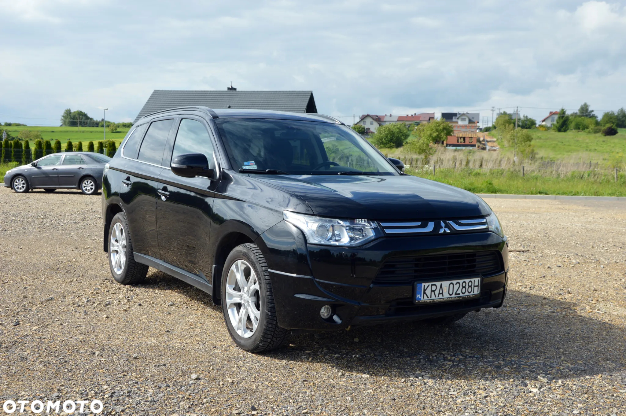 Mitsubishi Outlander 2.0 Intense + - 10