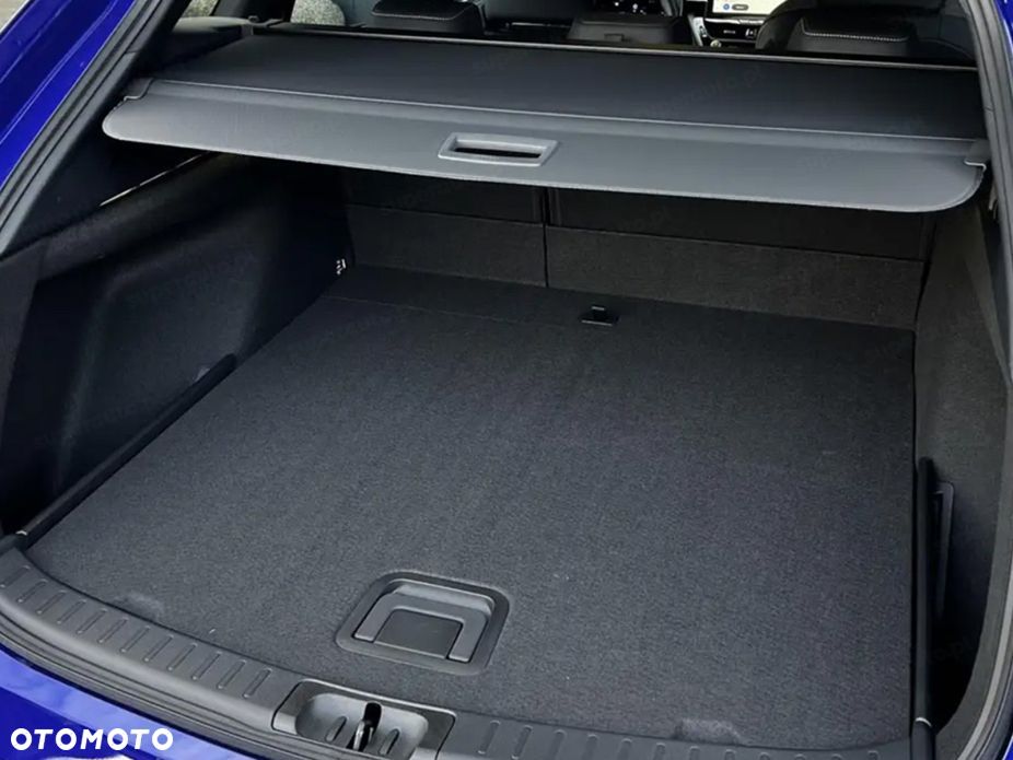 Toyota Corolla - 12