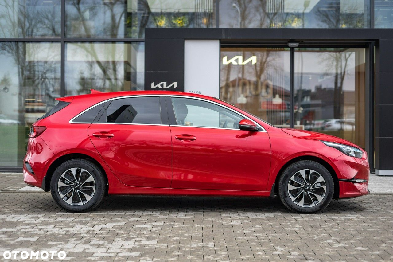 Kia Ceed - 6