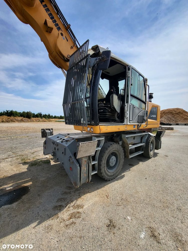 Liebherr LH 24 LH 22 LH 30 SENNEBOGEN FUCHS PRZEŁADUNKOWA SUPER STAN CENTRALNE SMAROWANIE - 15