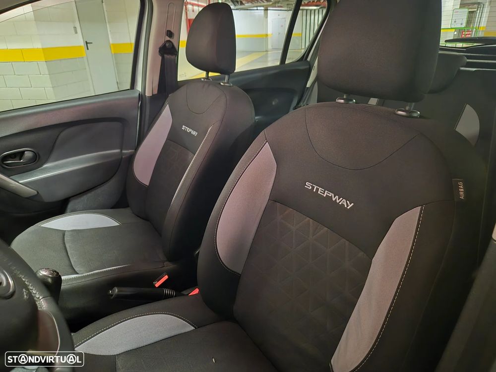 Dacia Sandero 0.9 TCe Stepway - 25