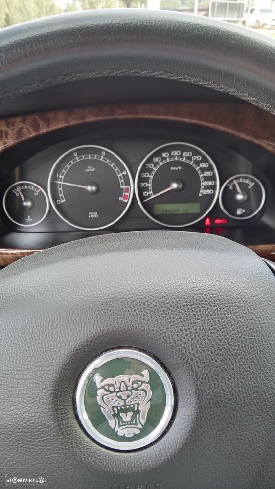 Jaguar X-Type SW 2.0 D Classic - 10