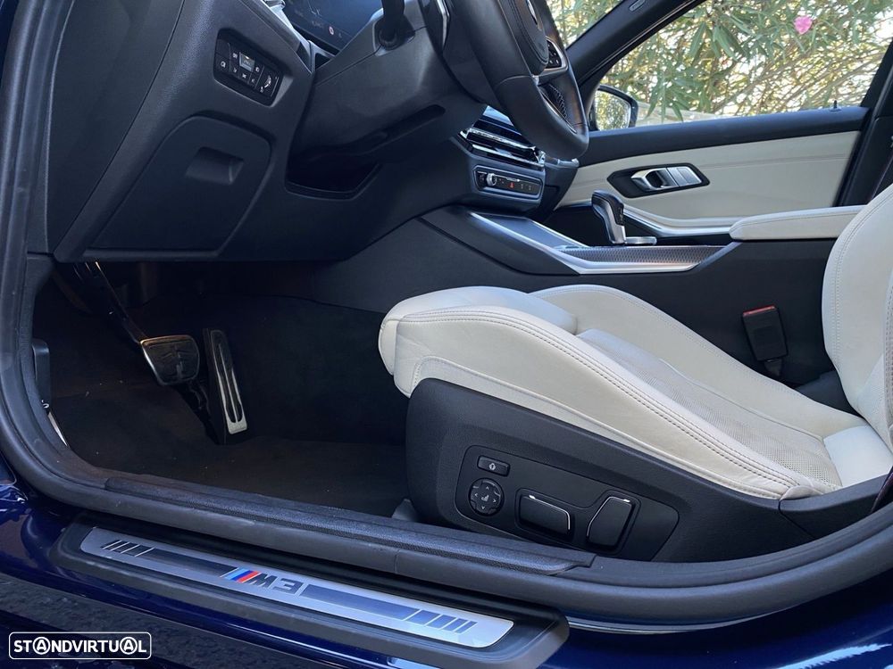 BMW M3 Competition xDrive - 18