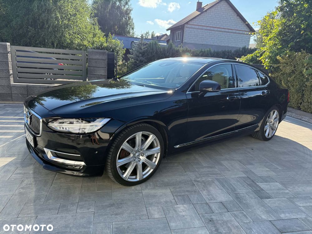 Volvo S90 - 17