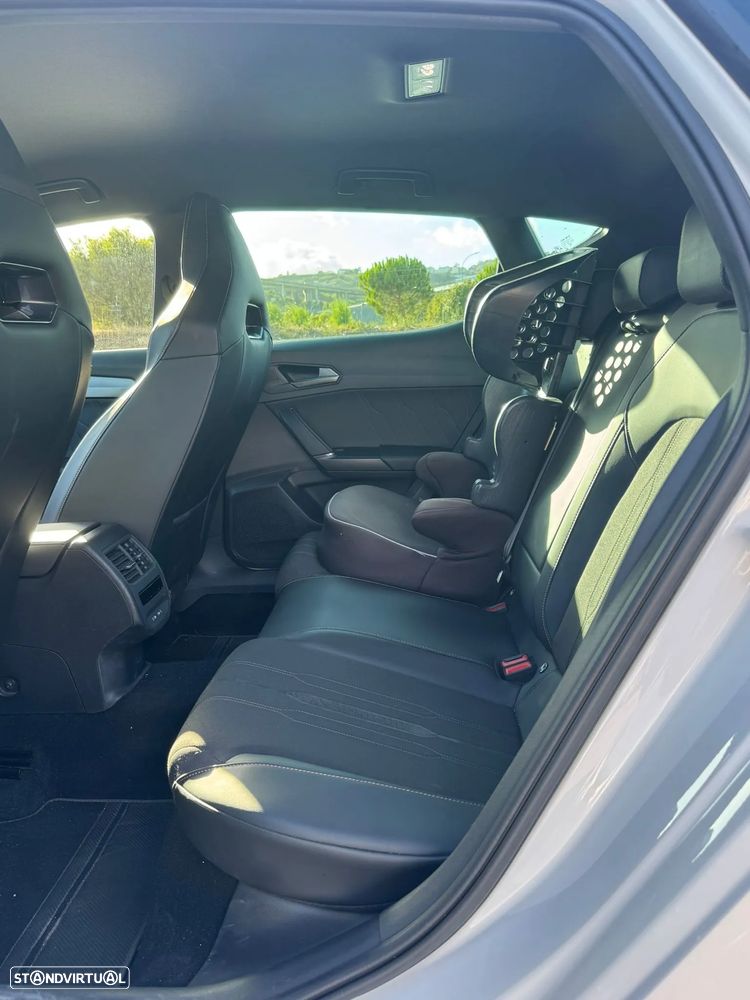 Cupra Leon 1.4 e-Hybrid (150 kW System) - 11