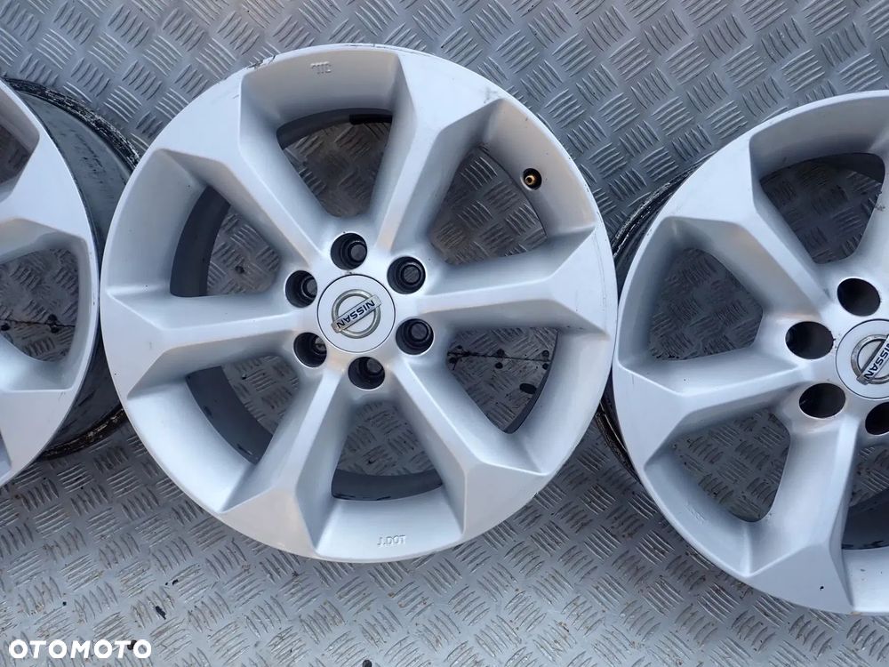FELGI ALUMINIOWE NISSAN PATHFINDER 7J X 17 ET 30 6X114,3 - 4