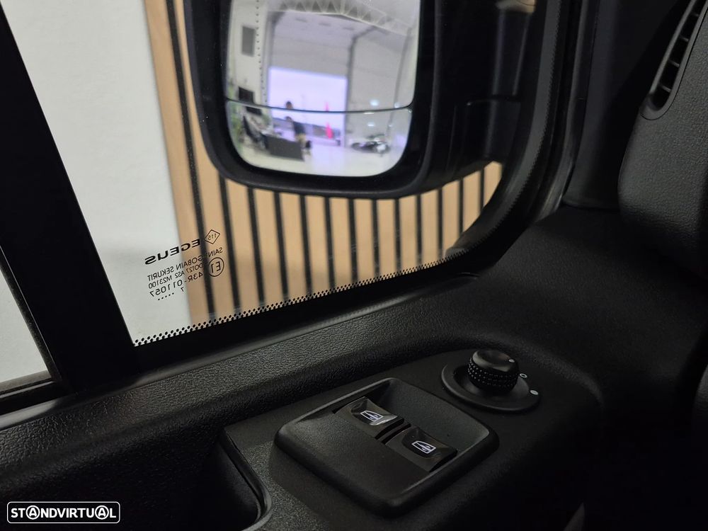 Renault Trafic 1.6 dCi L1H1 1.2T SS - 16