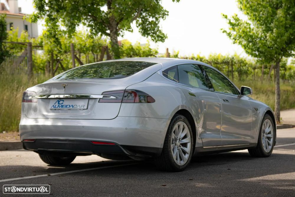 Tesla Model S 70D AWD - 58