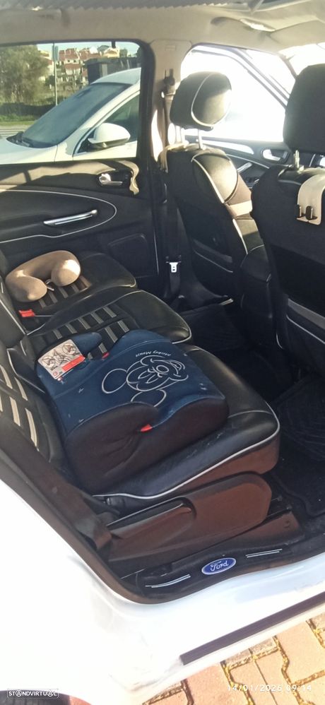 Ford S-Max 2.0 TDCi DPF Titanium - 3