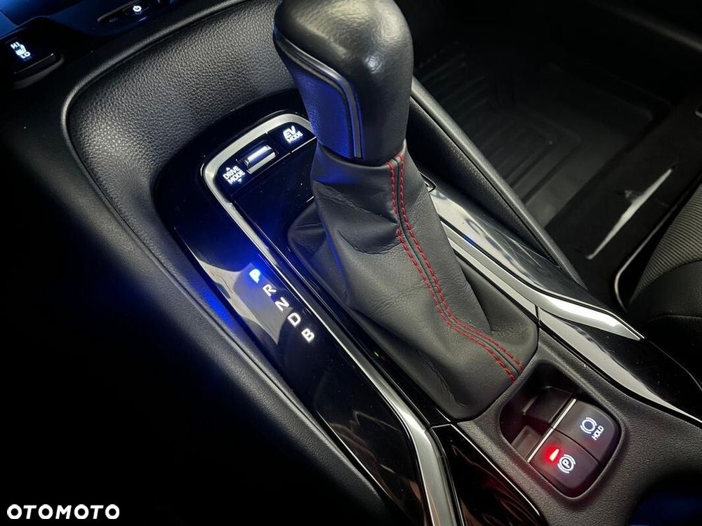Toyota Corolla 1.8 Hybrid GR Sport - 32