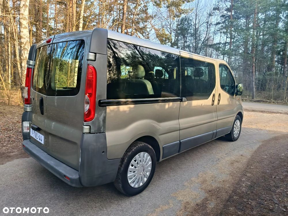 Opel Vivaro - 5