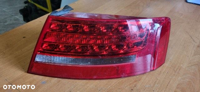 LAMPA TYŁ TYLNA PRAWA LED EUROPA ORYGINAŁ AUDI A5 COUPE A5 CABRIO 2008 2009 2010 2011 2012 8T0945096B