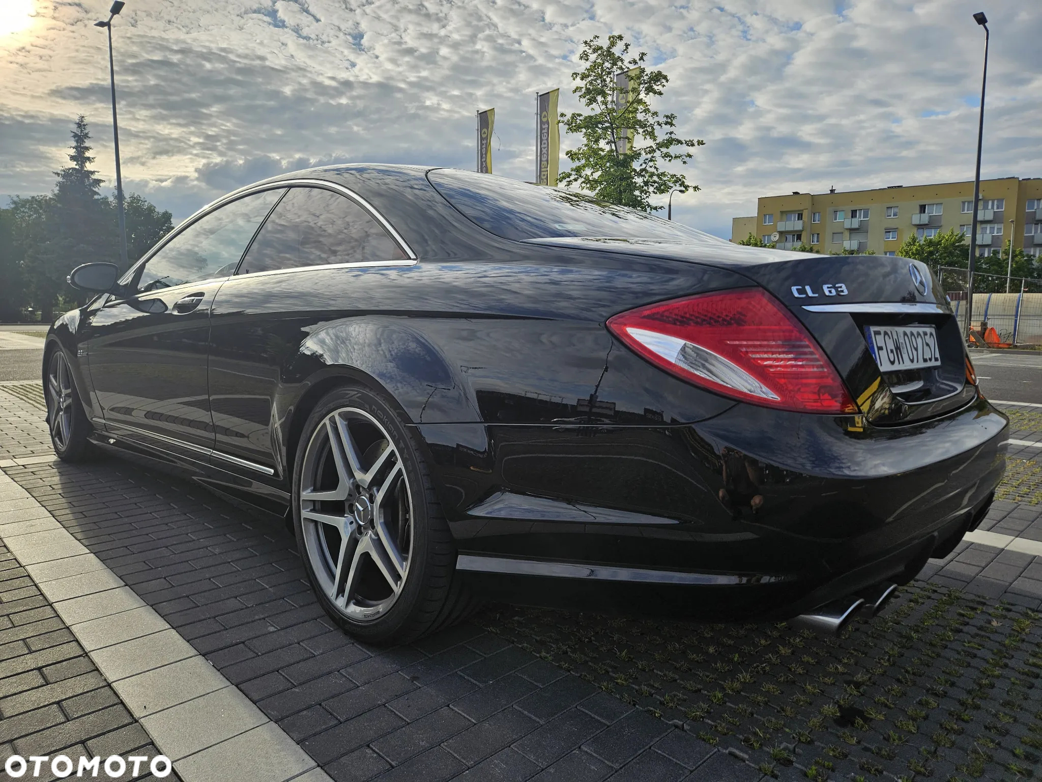 Mercedes-Benz CL 63 AMG 7G-TRONIC - 12