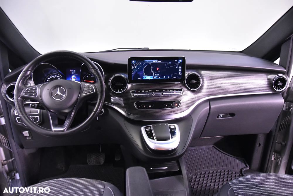 Mercedes-Benz V - 9