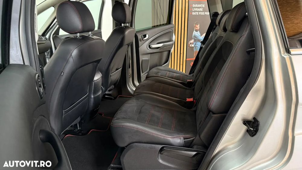 Ford S-Max 2.0 EcoBoost Powershift Titanium - 9
