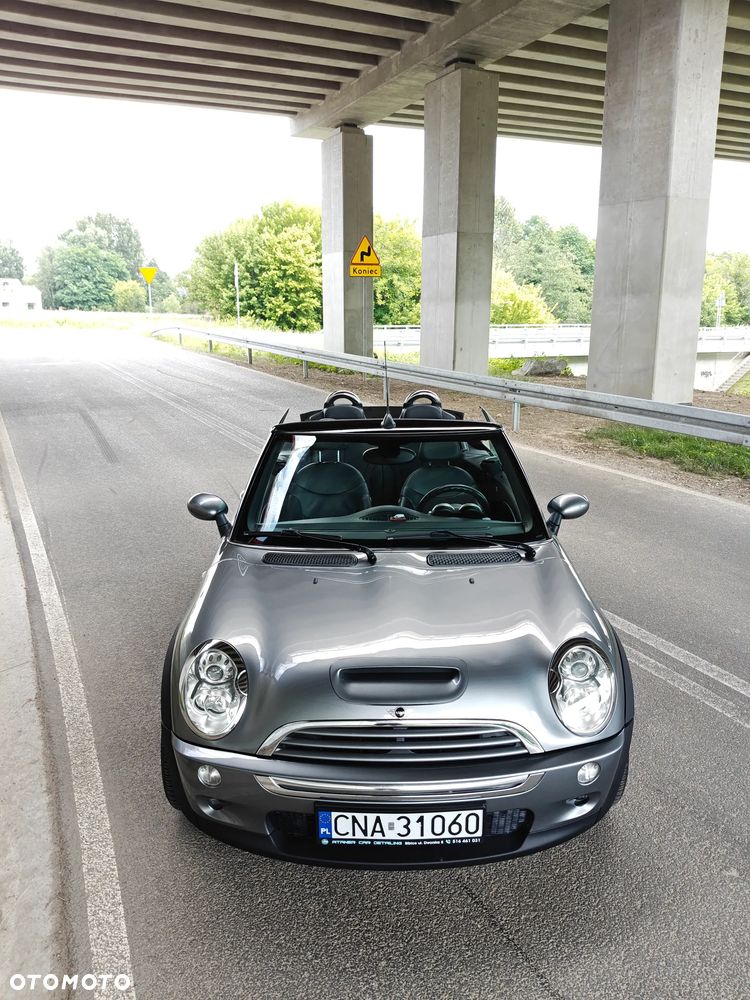 MINI Cooper S Sidewalk - 17