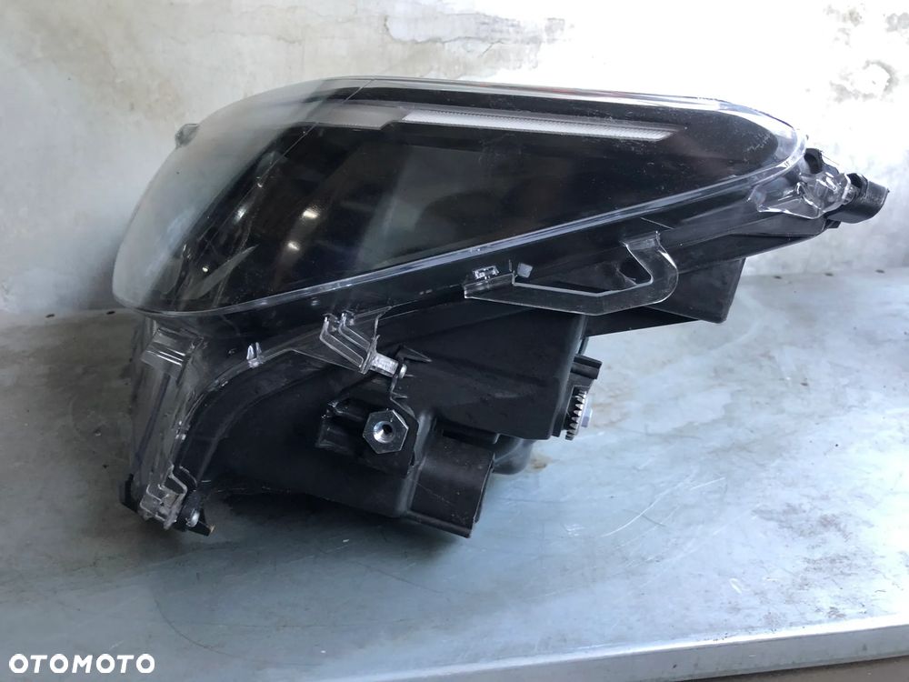 LA-43 . Lampa Lewy Przód 0D-310 Toyota Yaris Cross Full LED Od 2020R- - Gwarancja Wysyłka - 5
