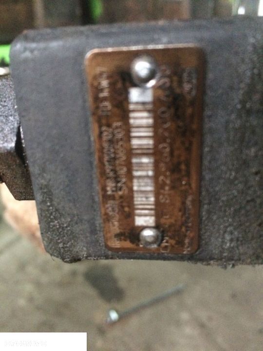 Fendt 939 - Rozdzielacz Rexroth R917008302 [CZĘŚCI] - 4