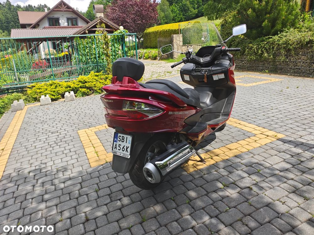 Suzuki Burgman - 8