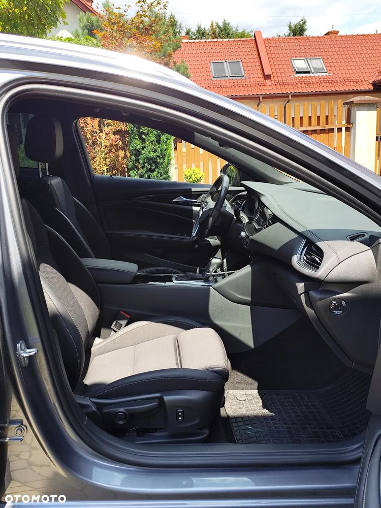 Opel Insignia 2.0 CDTI 4x4 Business Elegance S&S - 24