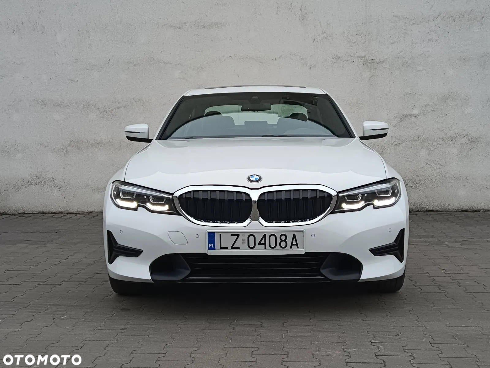 BMW Seria 3 330i - 36