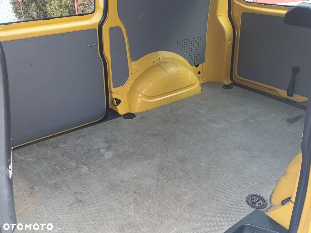 Volkswagen Transporter - 26
