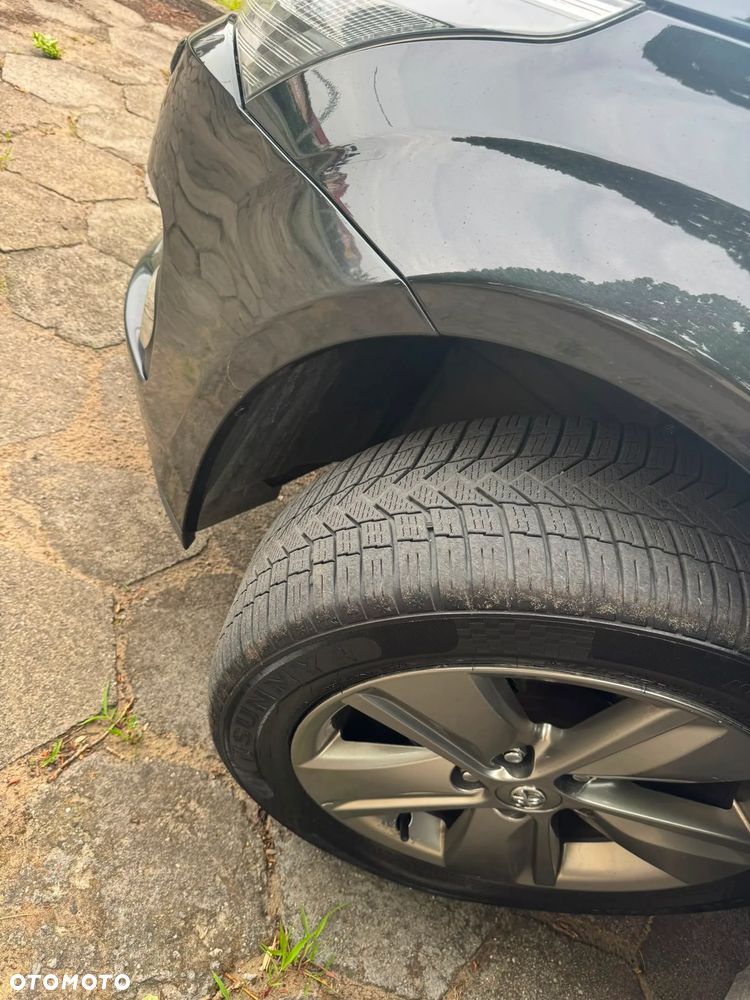 Toyota Avensis 2.0 Premium MS - 11