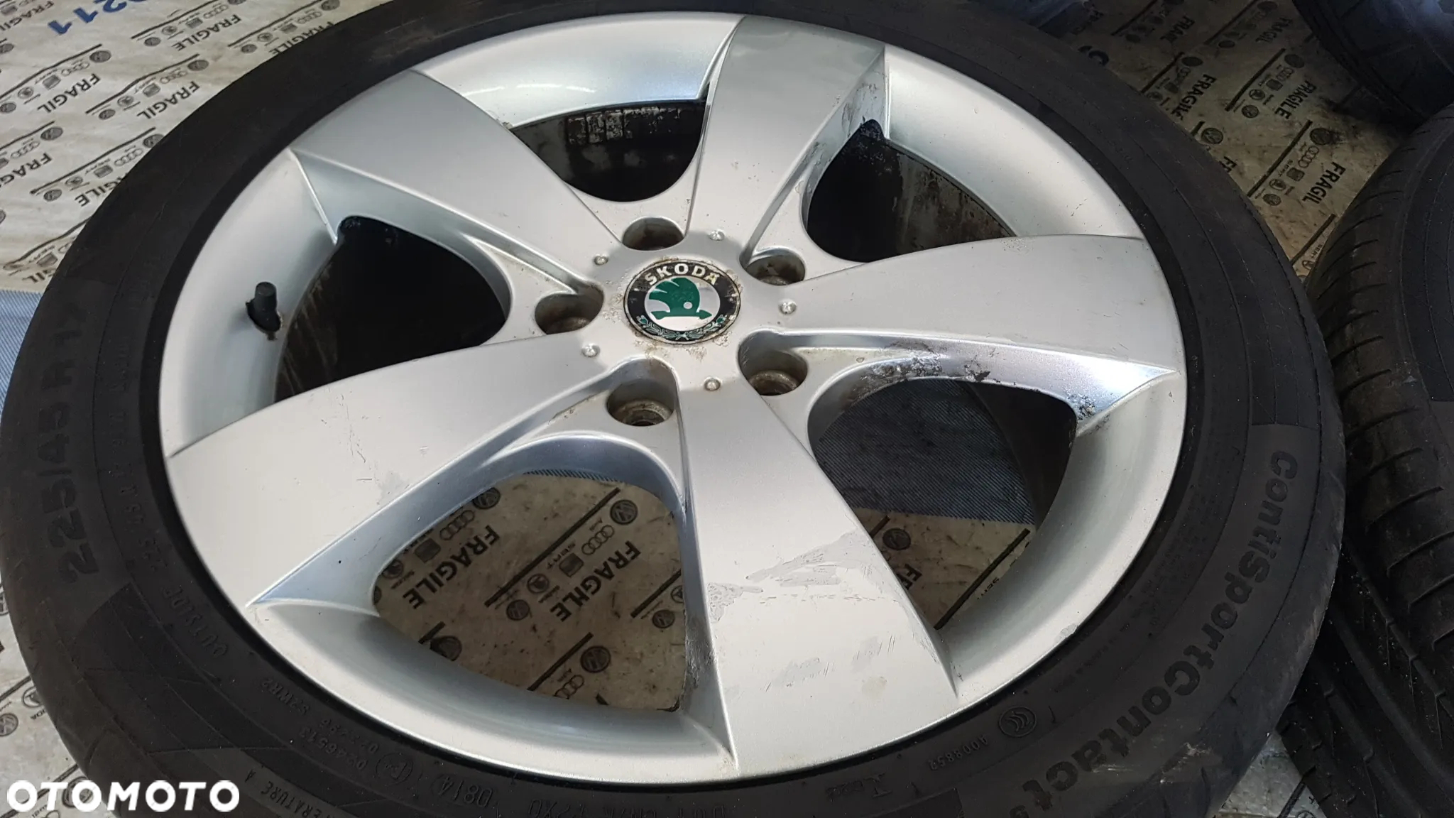 KOŁA SKODA OCTAVIA SUPERB  PASSAT GOLF  CADDY SEAT LEON 225/45R17 5x112 - 13