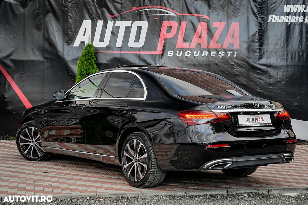 Mercedes-Benz E 300 9G-TRONIC Exclusive - 5