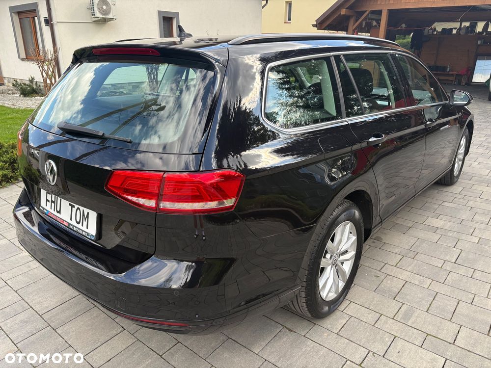 Volkswagen Passat - 14