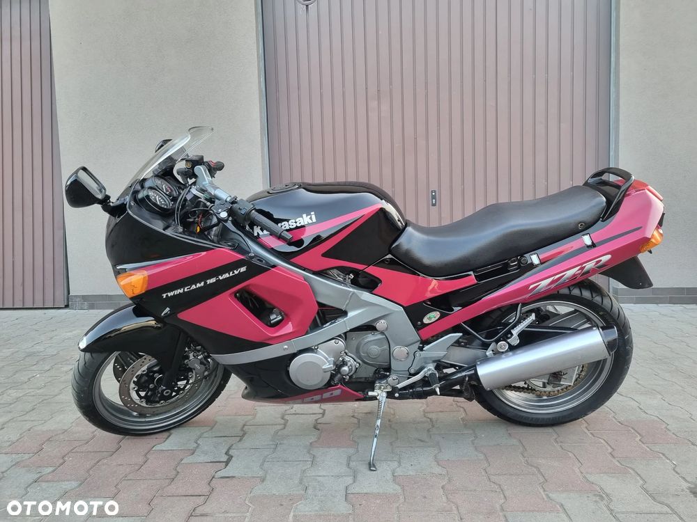 Kawasaki ZZR - 28