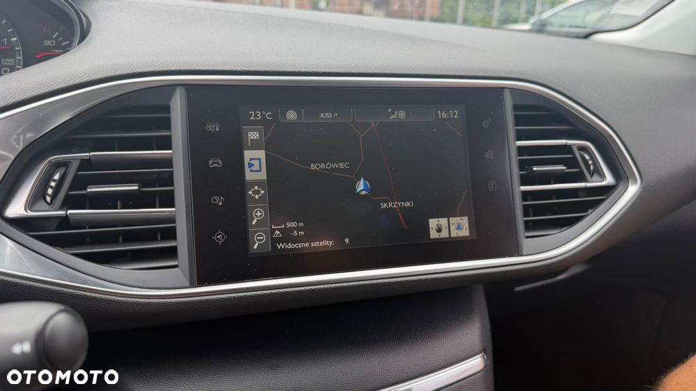 Peugeot 308 1.6 BlueHDi Active S&S EAT6 - 20